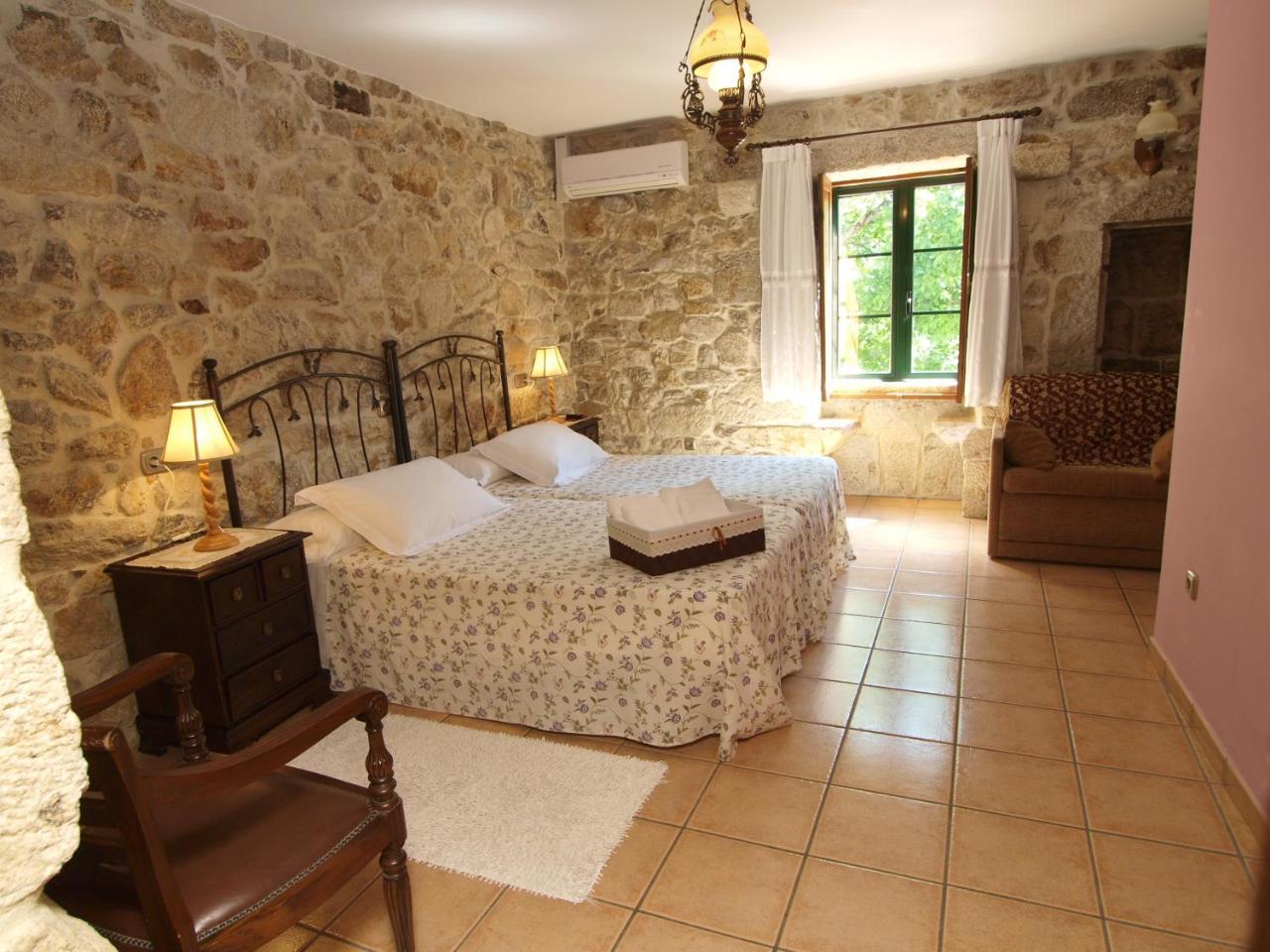 Double or Twin Room Extra bed possibility surcharge,1526012161:JPEG